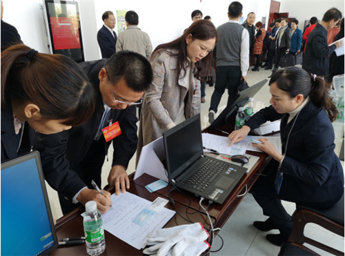 “与北海两会的36个小时”——北海市图书馆北海两会信息服务圆满收官