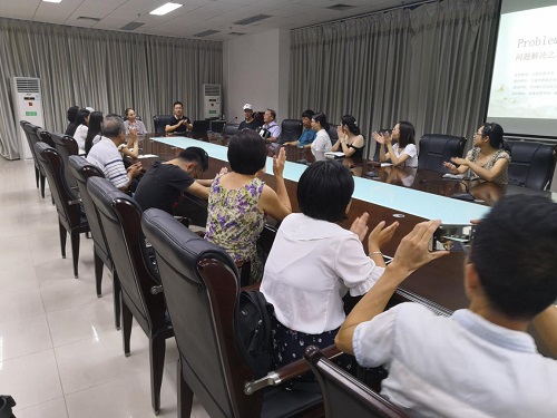 市图书馆举办北海市外语角No13活动